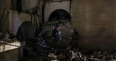 Iran missile strikes wound over 100 in two south Israel towns Iran missile strikes wound over 100 in two south Israel towns