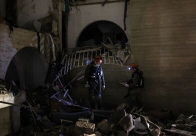 Iran missile strikes wound over 100 in two south Israel towns Iran missile strikes wound over 100 in two south Israel towns