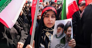 Iran’s authorities showcase continuity as they back new leader during war
