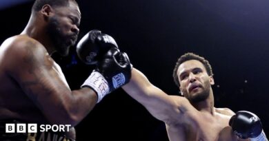 Moses Itauma celebrates as Jermaine Franklin is on the canvas