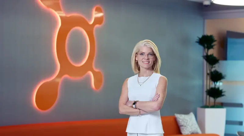 I'm the president of Orangetheory. As an introvert, I rely on 2 breaks in my workday and an acupressure mat to recharge.