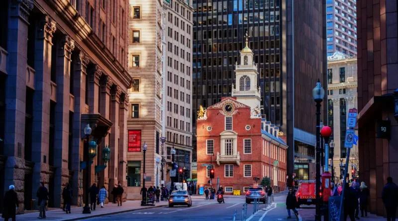 I've lived in the Boston area for 14 years. Here are 5 things that live up to the hype and 2 I tell first-timers to skip.