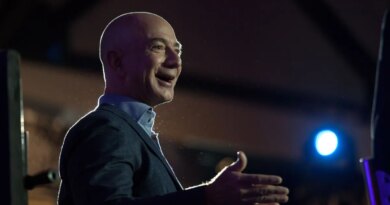 Jeff Bezos reportedly wants $100 billion to buy and transform old manufacturing firms with AI | TechCrunch