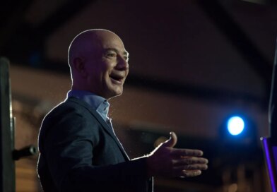 Jeff Bezos reportedly wants $100 billion to buy and transform old manufacturing firms with AI | TechCrunch