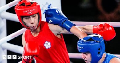 Taiwanese boxer Lin Yu-ting fighting in the women's welterweight final at the 2024 Olympic Games in Paris