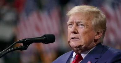 Major US trade groups pressing Trump to give tariff refunds 'en masse'