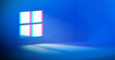 Windows logo on a dark blue background.