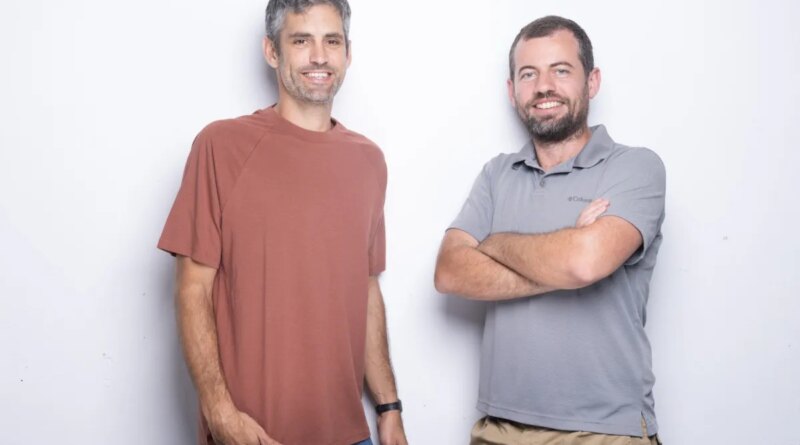 Niv-AI founders Tomer Timor and Edward Kizis.
