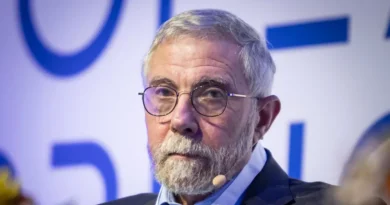 Nobel-winning economist Paul Krugman says this spiking energy price should 'terrify Republicans'