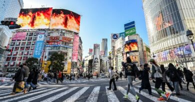 Oil jumps, stocks drop as Mideast war prolongs market volatility