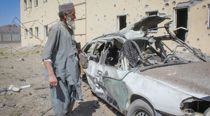 Pakistan, Afghanistan show no signs of stepping back as fighting enters fifth day