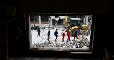 Pakistan prepares to host peace talks as Iran accuses US of ground assault plans