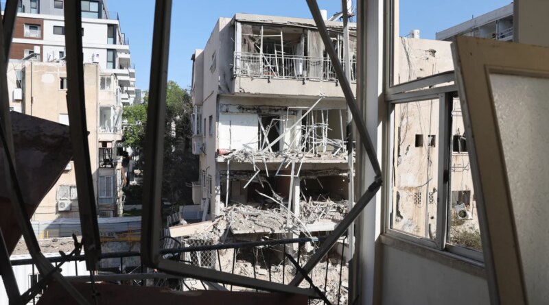 Photos: Iran fires new waves of missiles at Israel