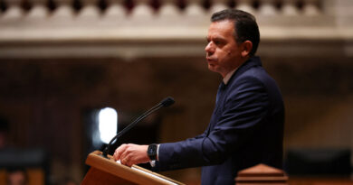 Portuguese leader, in contrast with Spain, defends decision to let US use base in Iran campaign