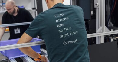 T-shirt: Cold Atoms are so hot right now