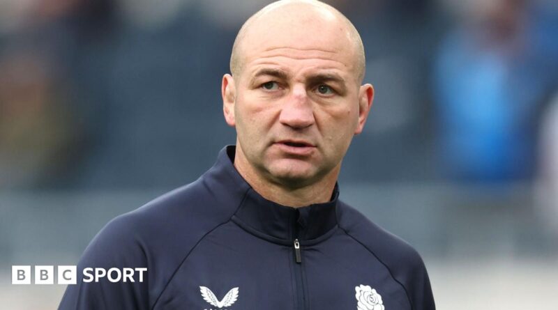England players in a huddle during training