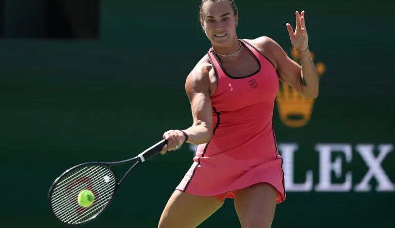 Aryna Sabalena reacts.