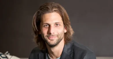 This startup thinks AI can help couples spice up the bedroom. Read its pitch deck.