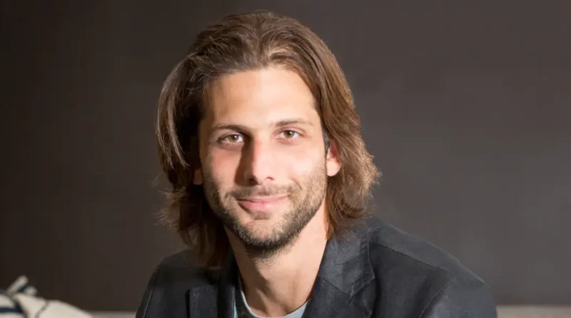 This startup thinks AI can help couples spice up the bedroom. Read its pitch deck.