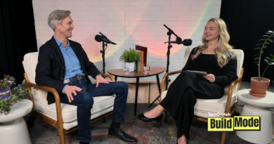 Ian Schmidt, strategic advisor at Trimergence, with Build Mode host Isabelle Johannessen