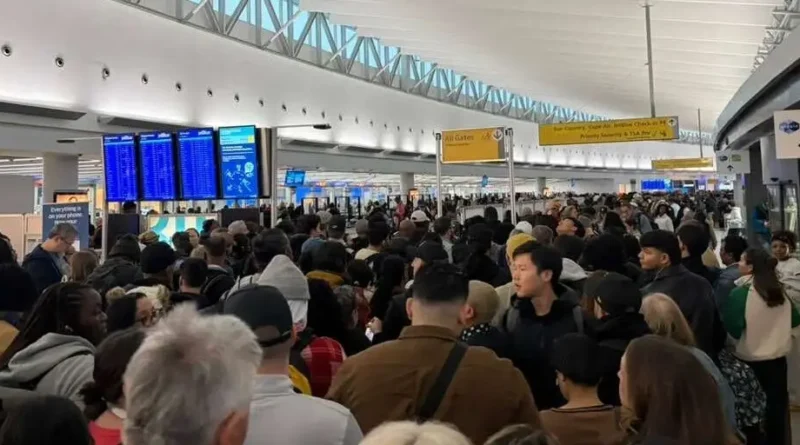Travelers describe airport chaos as unpaid TSA agents stop showing up: 'The line is coming from all directions'