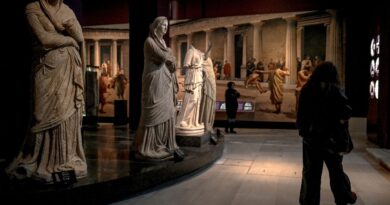 Turkey in cultural diplomacy push to bring history home