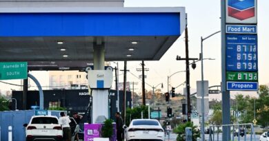 US may 'escalate to de-escalate' against Iran: Treasury chief