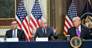 US military 'not ready' to escort tankers through Hormuz Strait: energy secretary