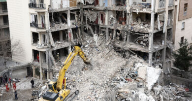 US to continue Iran strikes, pause applies only to energy sites, Semafor reports