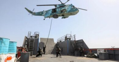 Members of the Iranian Army attend the joint Navy exercise of Iran and Russia in southern Iran, in this handout image obtained on February 19, 2026. Iranian Army/WANA (West Asia News Agency)/Handout via REUTERS ATTENTION EDITORS - THIS PICTURE WAS PROVIDED BY A THIRD PARTY. TPX IMAGES OF THE DAY