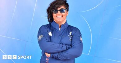 Menna Fitzpatrick competing at the 2022 Winter Paralympics