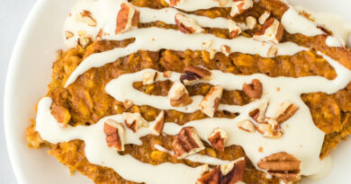 5 Healthy & Easy Baked Oatmeal Recipes (Banana Blueberry, Chocolate & More!) - Joy Bauer