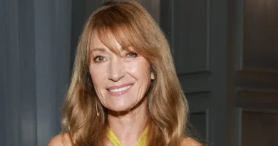Actor Jane Seymour, 75, says she avoids sleep anxiety by keeping one thing close to her bed