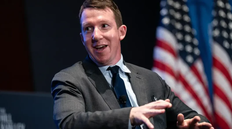 An Anthropic cofounder's advice on what to study in college