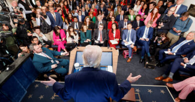 Analysis-Trump seizes on rescue of downed airman to recast unpopular Iran war