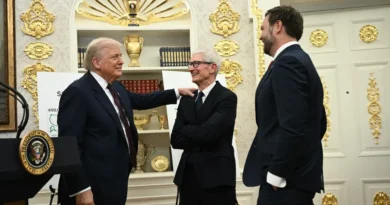 Apple isn't losing its Trump whisperer
