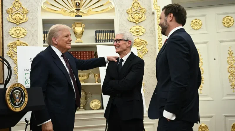 Apple isn't losing its Trump whisperer