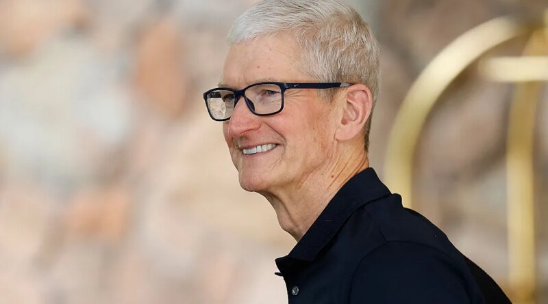 SUN VALLEY, IDAHO - JULY 08: Apple CEO Tim Cook arrives at the Sun Valley lodge for the Allen & Company Sun Valley Conference on July 8, 2025 in Sun Valley, Idaho. Every year, some of the world's wealthiest and most powerful figures from the media, finance, technology, and political spheres converge at the Sun Valley Resort for the exclusive week-long conference hosted by boutique investment bank Allen & Co. (Photo by Kevin Dietsch/Getty Images)