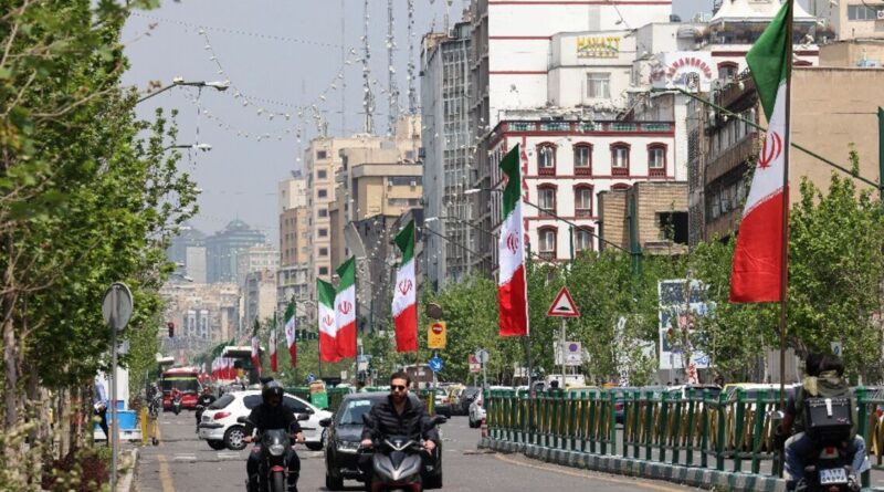 Arrests, hangings, blackout: Iran cranks up wartime repression