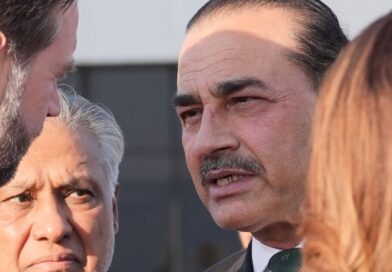 At US-Iran talks, Pakistan's field marshal takes centre stage