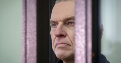 Belarus eyes Western ties as it frees journalist Andrzej Poczobut