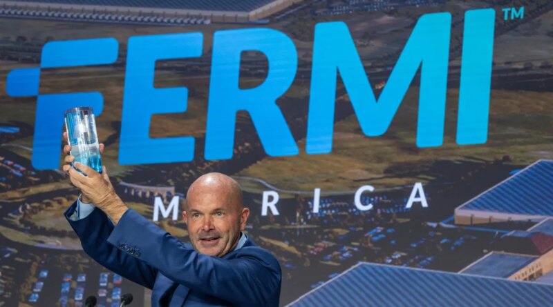 Toby Neugebauer, chief executive officer of Fermi Inc., before ringing the closing bell during the company's initial public offering (IPO) at the Nasdaq MarketSite in New York, US, on Wednesday, Oct. 1, 2025.