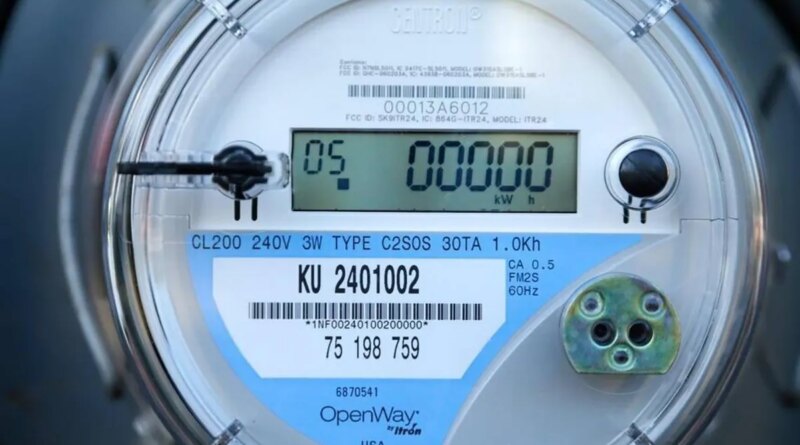 Kentucky Utility electric meter. Kentucky Utilities is asking the Kentucky Public Service Commission to approve a rate hike that would raise base rates for residential customers by 13.6%.