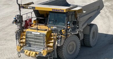 komatsu truck