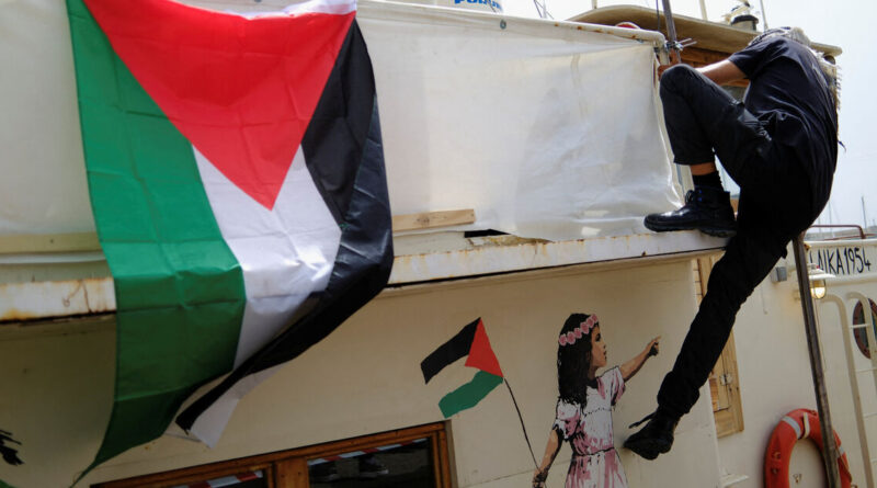 Gaza aid flotilla aims to break Israeli blockade