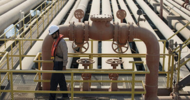 Gulf states consider new pipelines to avoid Strait of Hormuz