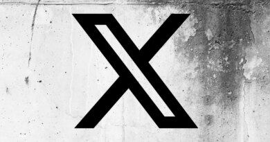 X (formerly Twitter) logo on a cracked wall