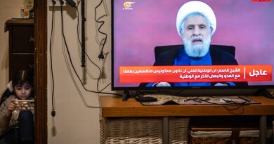 Hezbollah leader urges Lebanon’s government to pull out of Israel talks