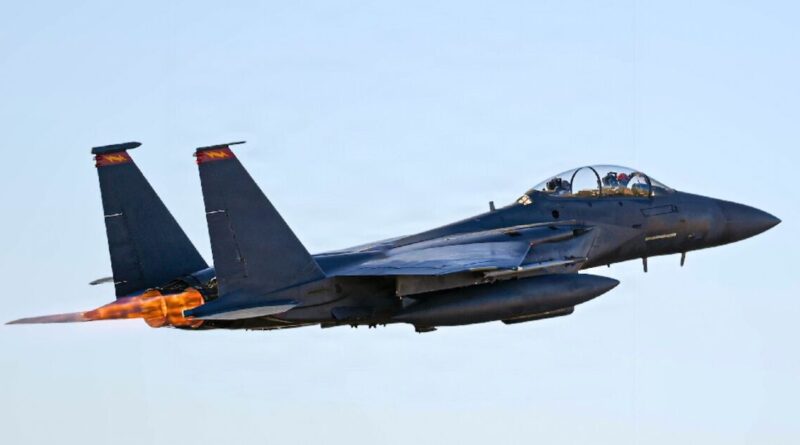 Hide, find water: US ex-pilot details how to survive being shot down