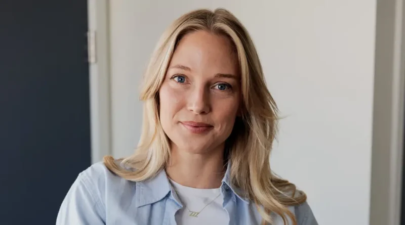 How a career coach vibe coded an app that acts as a marketing funnel